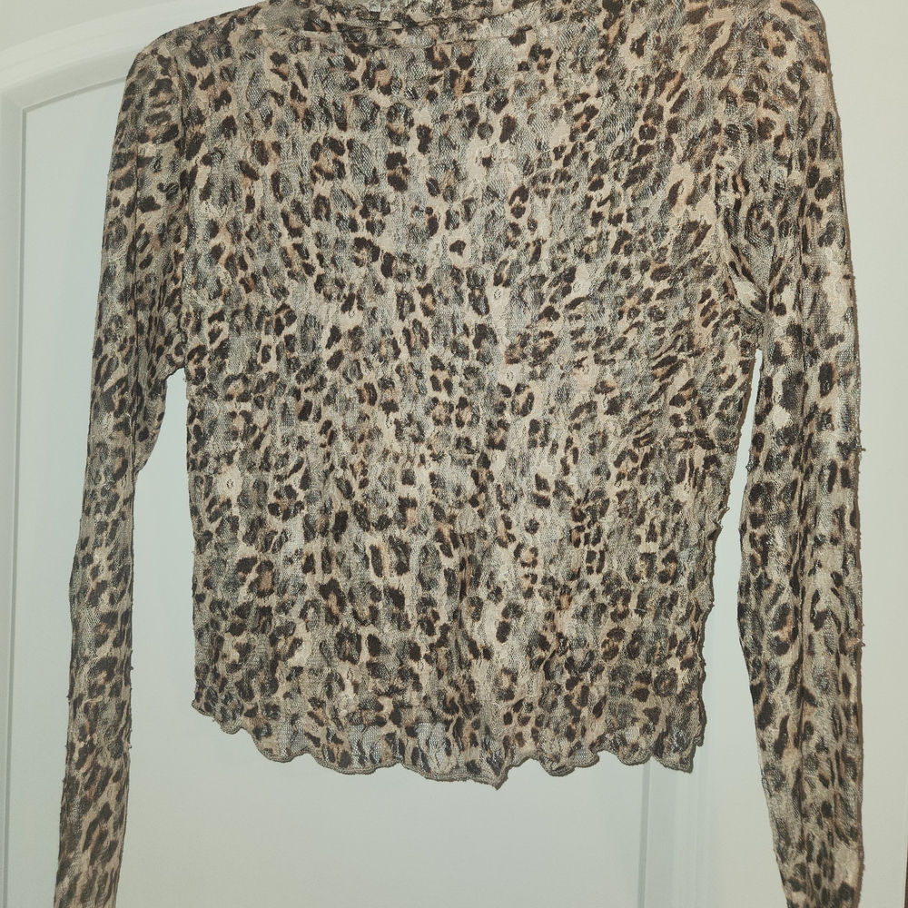 Leopard Print Long Sleeve Top